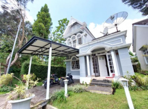 Villa puncak at kota bunga 2 Kamar tidur